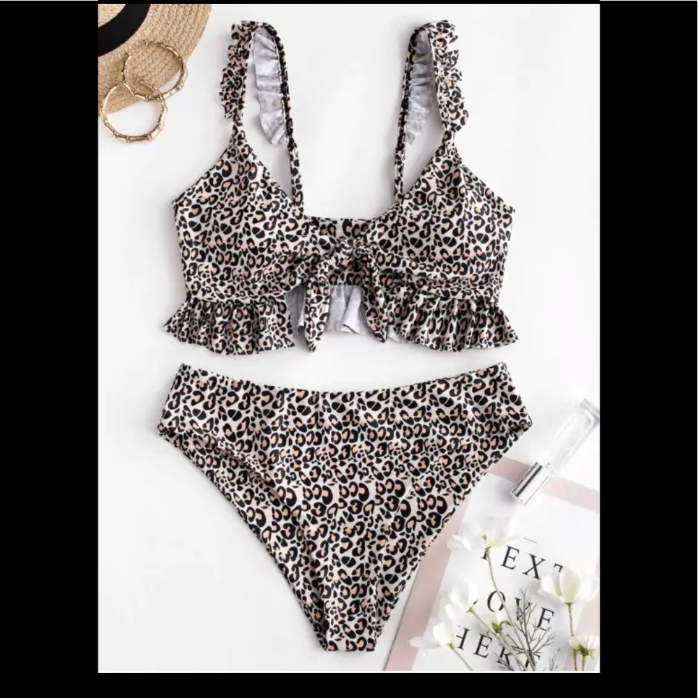 NWT - ZAFUL Leopard Ruffle Tie Tankini
